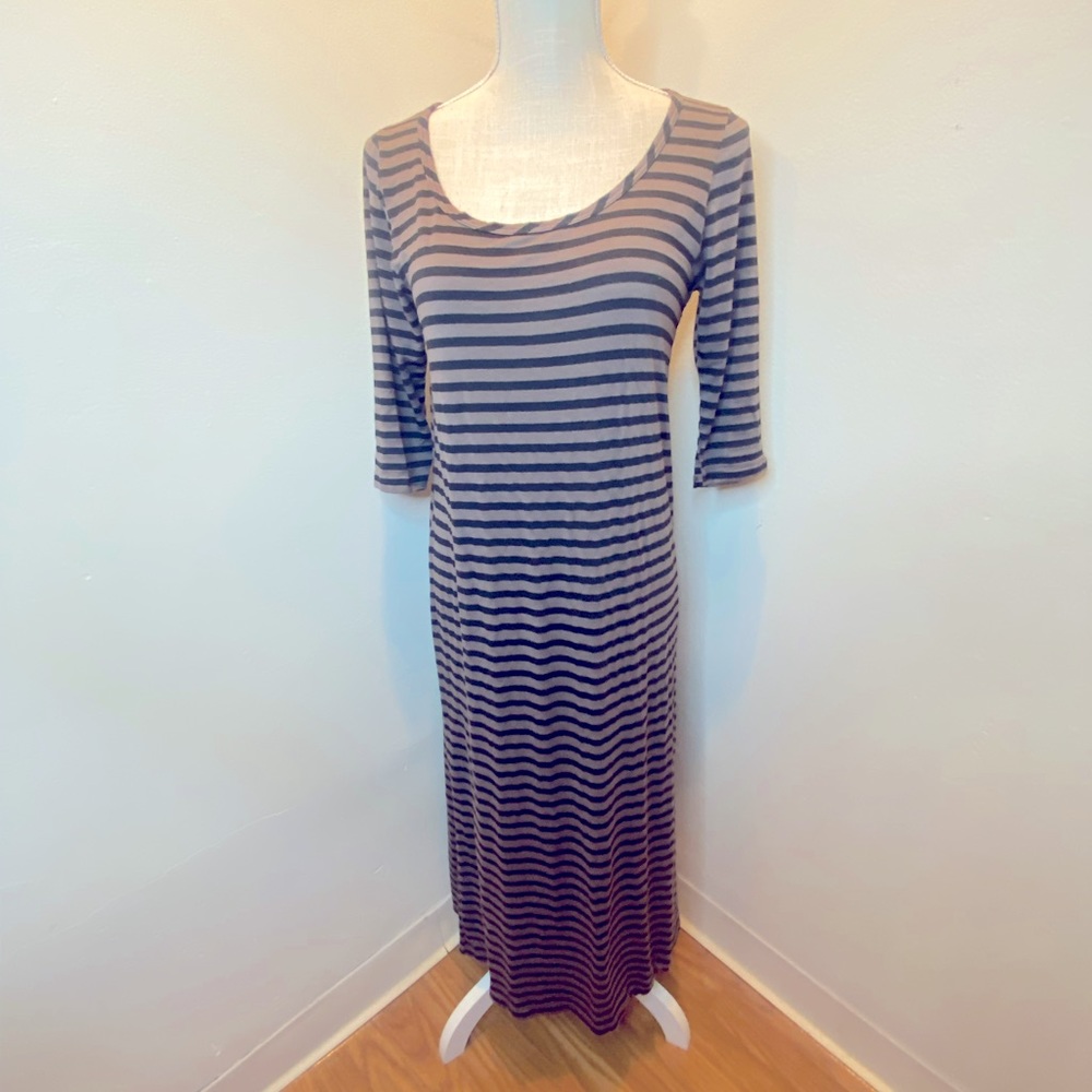 Every 1/2 Sleeve Maxi Dress